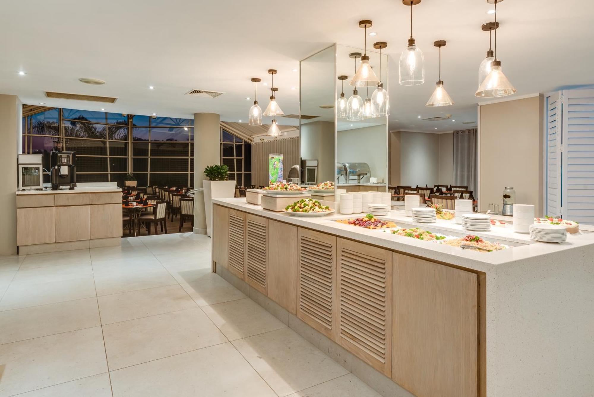Protea Hotel By Marriott Karridene Beach Amanzimtoti Exteriér fotografie