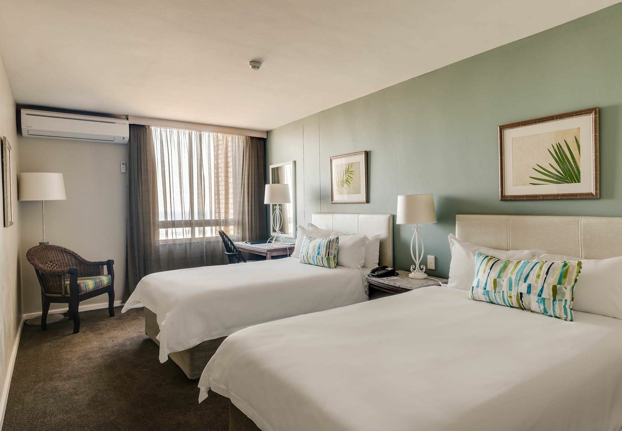 Protea Hotel By Marriott Karridene Beach Amanzimtoti Exteriér fotografie